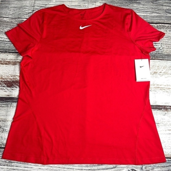 Women’s Nike Pro-Top T-Shirt Red Polyester Blend Size XXL ( RN#56323 ) - Picture 1 of 9